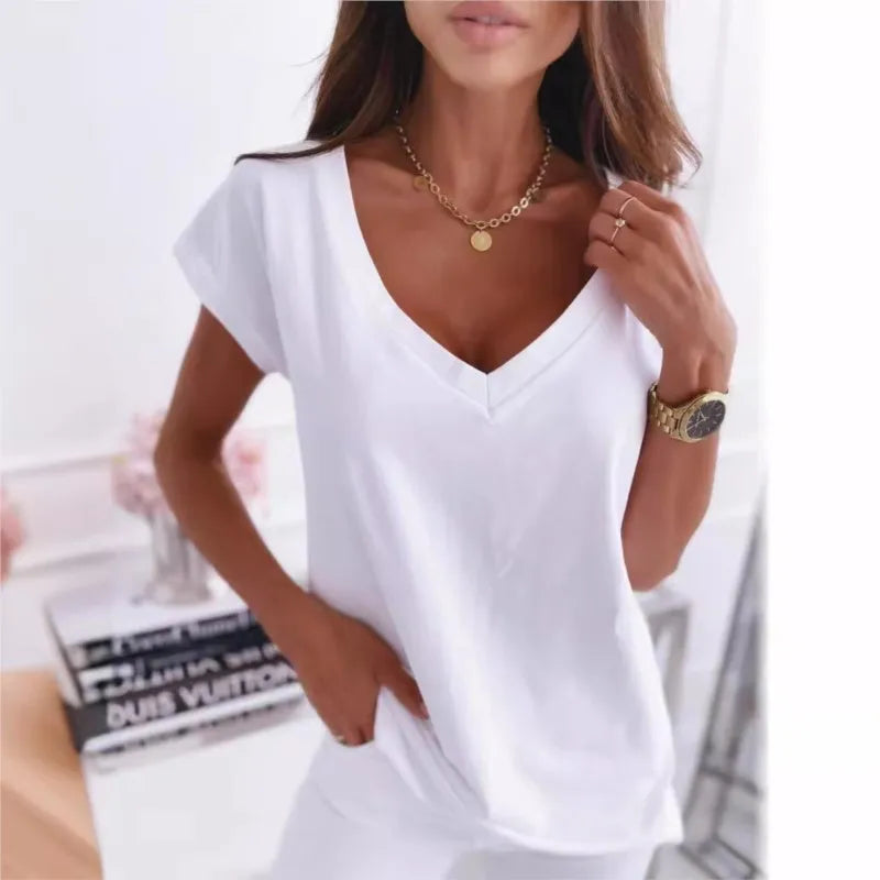 Ava | Relaxed Fit V-Neck Tee